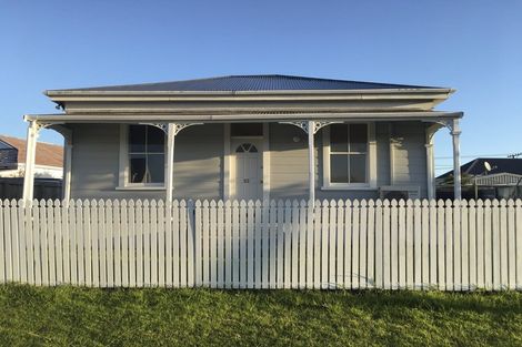 Photo of property in 83 Hinau Street, Castlecliff, Whanganui, 4501