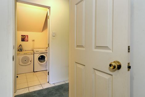 Photo of property in 35 Chamari Close, Titirangi, Auckland, 0604