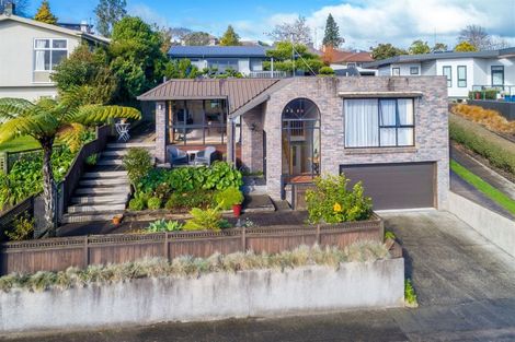 Photo of property in 155a Lake Crescent, Hamilton Lake, Hamilton, 3204