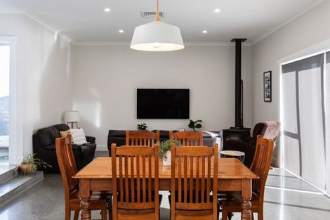 Photo of property in 92 Tukapa Street, Westown, New Plymouth, 4310