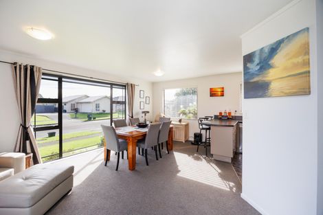 Photo of property in 55 Meridian Grove, Kelvin Grove, Palmerston North, 4414
