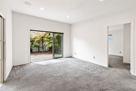 Photo of property in 30a Brougham Street, Westport, 7825