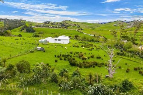 Photo of property in 15 Massey Road, Waipu, 0582