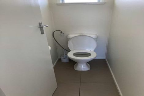 Photo of property in 1/238 Onewa Road, Birkenhead, Auckland, 0626