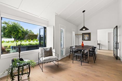 Photo of property in 58 Breadalbane Avenue, Havelock North, 4130