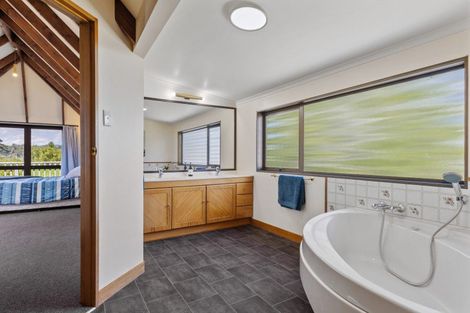 Photo of property in 17 Hind Place, Hokowhitu, Palmerston North, 4410