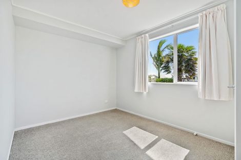 Photo of property in 10 Lowburn Avenue, Waipu, 0510