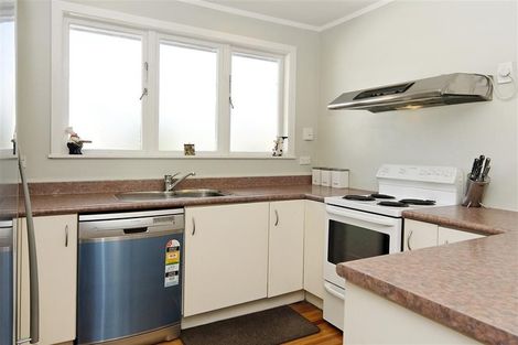 Photo of property in 18 Whittle Place, New Windsor, Auckland, 0600