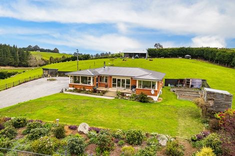 Photo of property in 190 Clarks Flat Road, Lawrence, 9593