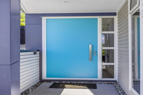 Photo of property in 69 De Luen Avenue, Tindalls Beach, Whangaparaoa, 0930