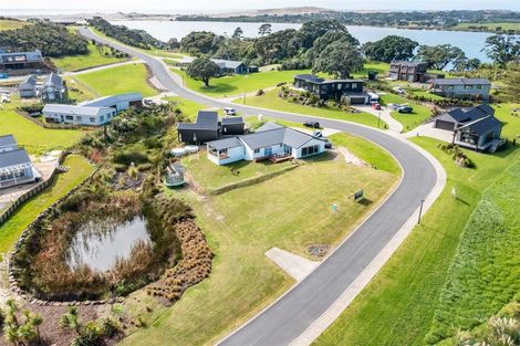 Photo of property in 127 Estuary Drive, Mangawhai Heads, Mangawhai, 0505