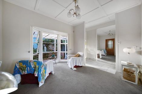 Photo of property in 23 Pohutukawa Avenue, Shelly Park, Auckland, 2014