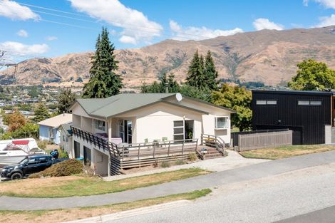 Photo of property in 29 Hedditch Street, Wanaka, 9305