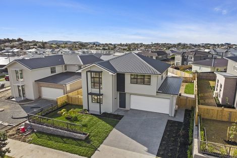 Photo of property in 20 Taikura Avenue, Red Beach, 0932