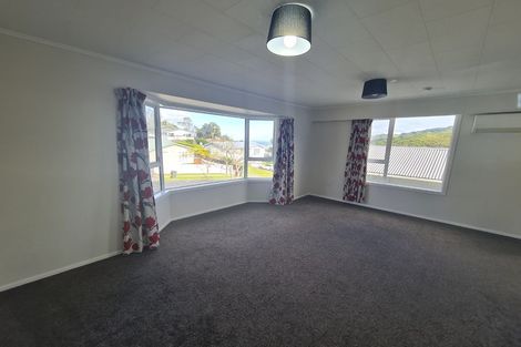 Photo of property in 8 Christchurch Crescent, Kelson, Lower Hutt, 5010
