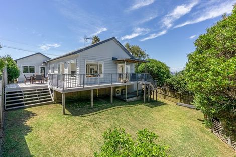 Photo of property in 21 Huka Road, Birkenhead, Auckland, 0626