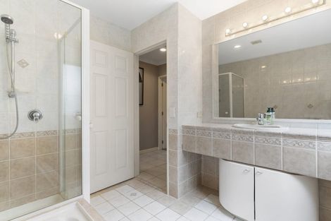 Photo of property in 29 Bronte Place, Somerville, Auckland, 2014