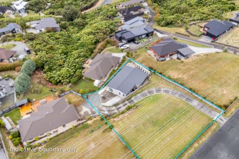Photo of property in 31 Percy Kinsman Crescent, Riverstone Terraces, Upper Hutt, 5018
