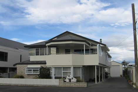 Photo of property in 36 Charles Street, Westshore, Napier, 4110