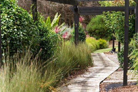 Photo of property in 127 Mcrobbie Road, Kingseat, Papakura, 2580