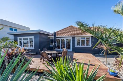 Photo of property in 1 Toru Road, Paraparaumu Beach, Paraparaumu, 5032