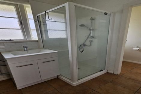 Photo of property in 14 Melrose Road East, Hillsborough, Auckland, 1042