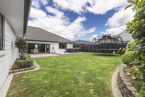 Photo of property in 39a Norfolk Drive, Cambridge, 3434