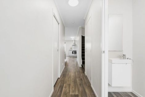 Photo of property in 25 Chiefs Court, Hamilton East, Hamilton, 3216