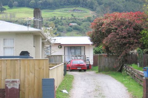 Photo of property in 24 Thomas Crescent, Western Heights, Rotorua, 3015
