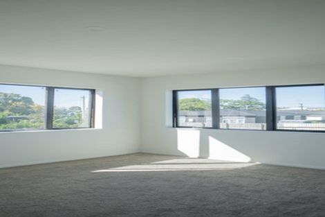 Photo of property in 6 Kerrydale Road, Manurewa, Auckland, 2102