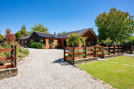 Photo of property in 177 Alison Avenue, Albert Town, Wanaka, 9305