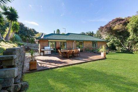 Photo of property in 10 Bella Villa Drive, Waiuku, 2123