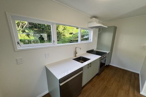 Photo of property in 26 Middleton Road, Johnsonville, Wellington, 6037