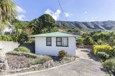 Photo of property in 26 Doris Gordon Crescent, Crofton Downs, Wellington, 6035