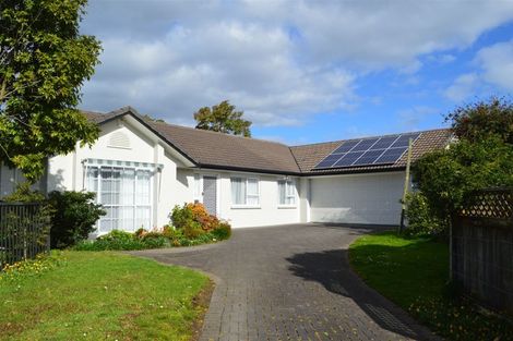 Photo of property in 47 Palmcrest Grove, Highland Park, Auckland, 2010
