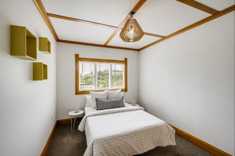 Photo of property in 1 Lambton Road, Hospital Hill, Napier, 4110