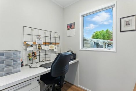 Photo of property in 32 Tararua Street, Pahiatua, 4910