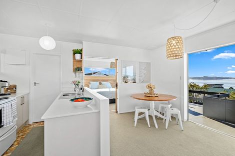 Photo of property in 19 Kotuku Place, Snells Beach, 0920
