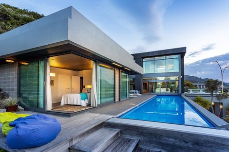 Photo of property in 4 Marina View, Waikawa, Picton, 7281