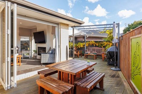 Photo of property in 7a Weber Place, Roslyn, Palmerston North, 4414