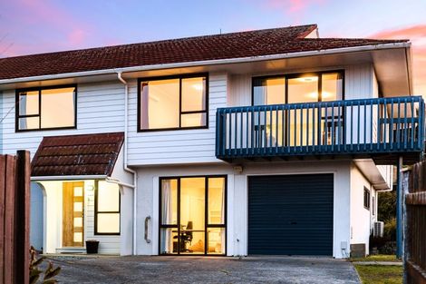 Photo of property in 31a Bodmin Terrace, Camborne, Porirua, 5026