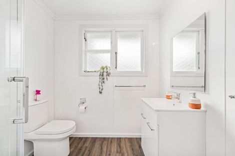 Photo of property in 23 Seddon Street, Takaro, Palmerston North, 4412