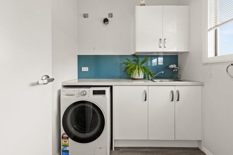 Photo of property in 900 Duke Street, Mahora, Hastings, 4120