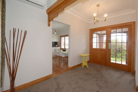Photo of property in 89 Tomahawk Road, Andersons Bay, Dunedin, 9013