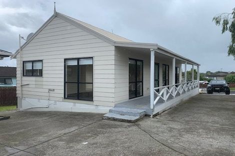 Photo of property in 8 Janese Place, Weymouth, Auckland, 2103