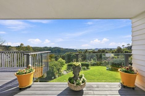 Photo of property in 136 Pinchgut Road, Kaukapakapa, 0873
