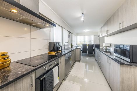 Photo of property in 69 Greenmeadows Avenue, Manurewa East, Auckland, 2102