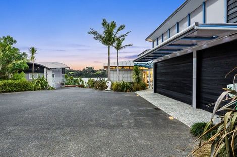 Photo of property in 30 Pohutukawa Road, Whenuapai, Auckland, 0618