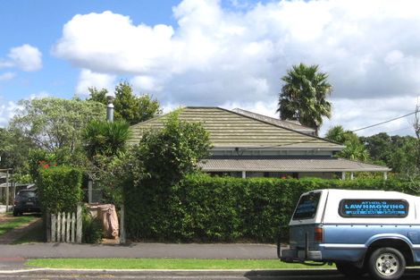 Photo of property in 5 Russell Street, Stanley Point, Auckland, 0624