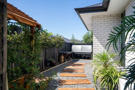 Photo of property in 13 Webber Street, Cambridge, 3434